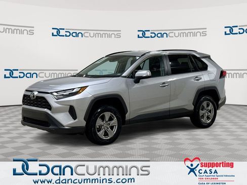 Used 2024 Toyota RAV4 XLE FWD image 1