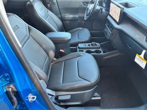New 2025 Ford Maverick Lobo image 14