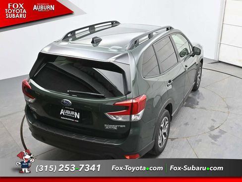 Used 2024 Subaru Forester Premium w/ Pop Package 2 image 26