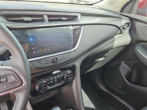 Used 2023 Buick Encore GX Select image 17