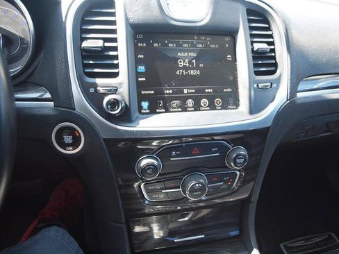 Used 2016 Chrysler 300 Limited AWD/4WD image 10