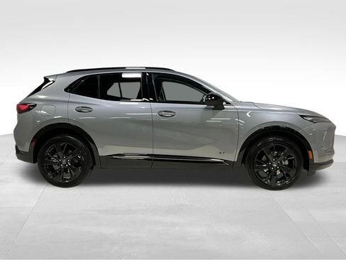 Used 2025 Buick Envision Sport Touring AWD/4WD image 4