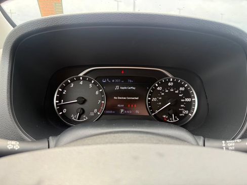 Used 2024 Nissan Frontier SV w/ SV Convenience Package RWD image 8