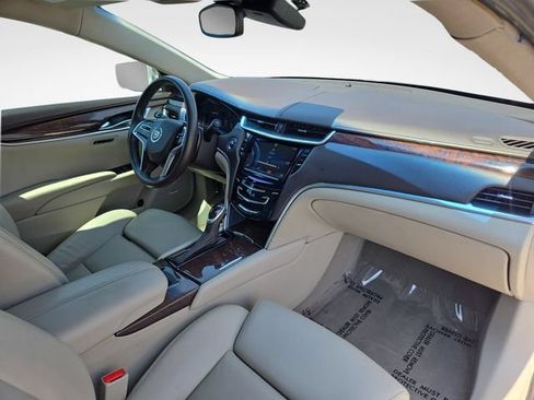 Used 2013 Cadillac XTS Luxury w/ Driver Awareness Package FWD image 34