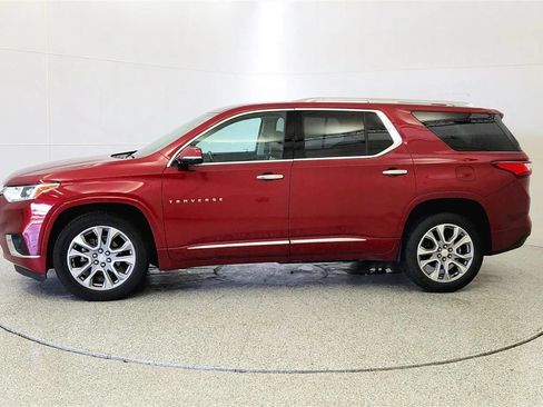 Used 2021 Chevrolet Traverse Premier AWD/4WD image 4