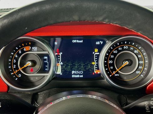 Used 2018 Jeep Wrangler Unlimited Rubicon image 16