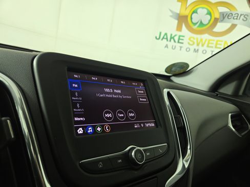 Used 2020 Chevrolet Equinox LS w/ LS Convenience Package FWD image 19