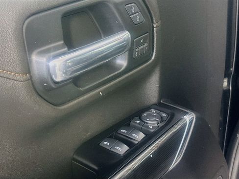 Used 2019 GMC Sierra 1500 AT4 w/ AT4 Premium Package AWD/4WD image 18