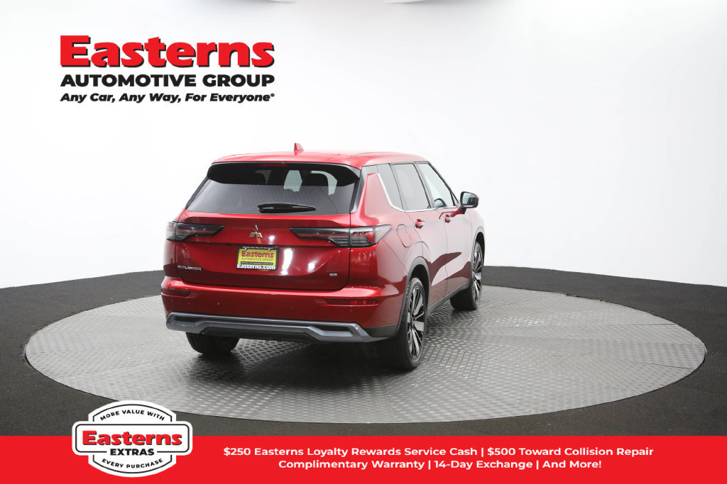 Used 2025 Mitsubishi Outlander SE AWD/4WD image 41