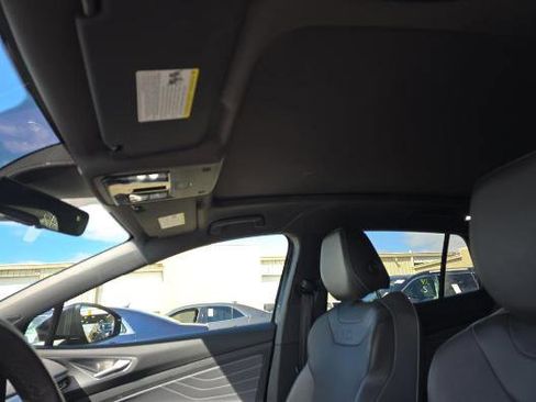 Used 2023 Volkswagen ID.4 Pro S image 8