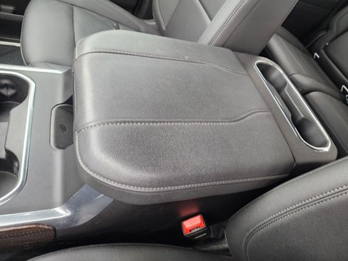 Used 2025 Chevrolet Silverado 2500 LT w/ Trail Boss Package image 35