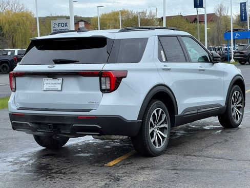 Used 2026 Ford Explorer ST-Line AWD/4WD image 12