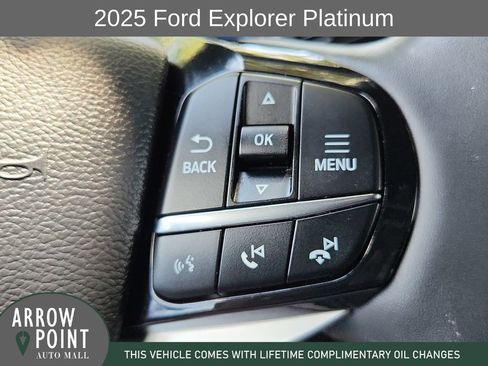 Used 2025 Ford Explorer Platinum w/ Ultimate Package AWD/4WD image 27