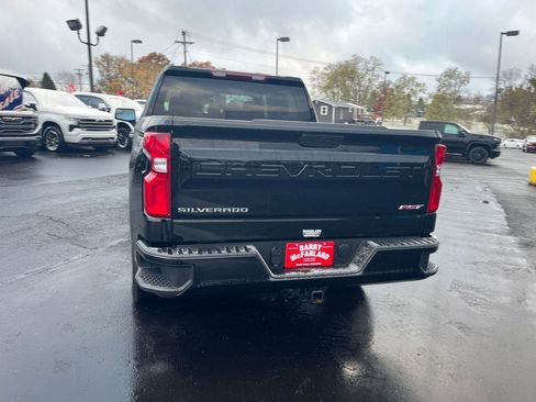 Used 2025 Chevrolet Silverado 1500 RST image 4