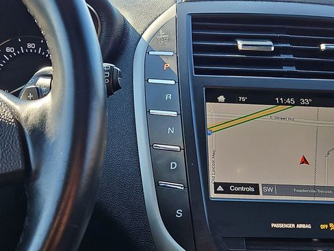 Used 2019 Lincoln MKC Reserve image 15