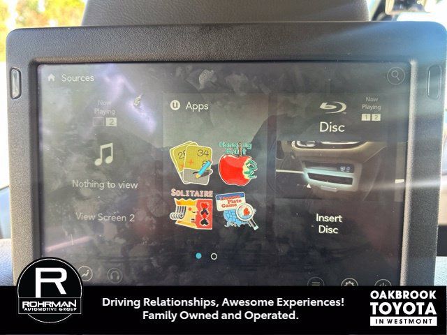 Used 2017 Chrysler Pacifica Touring-L Plus FWD image 10