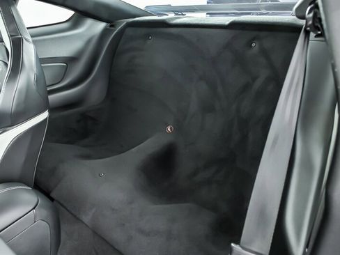 Used 2022 Ford Mustang Shelby GT500 w/ Carbon Fiber Track Pack RWD image 22