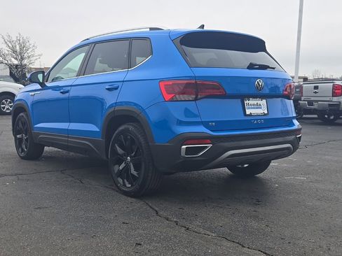 Used 2022 Volkswagen Taos SE image 5
