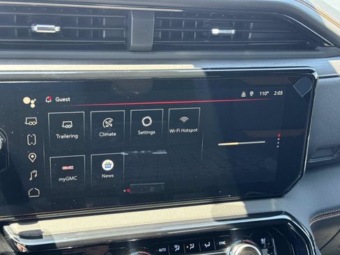 New 2026 GMC Sierra 2500 AT4 w/ AT4 Premium Plus Package AWD/4WD image 14