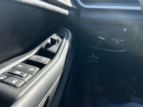 Used 2023 Jeep Grand Cherokee 4WD 4xe image 26