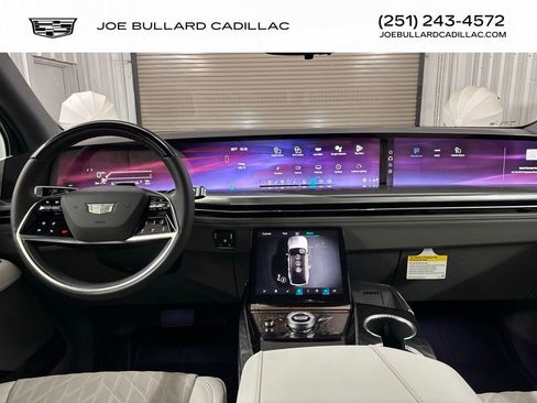 New 2026 Cadillac Escalade IQ Sport 1 w/ LPO, Floor Liner Package image 44