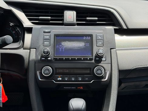 Used 2019 Honda Civic LX image 21