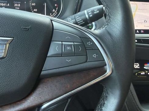 Certified 2023 Cadillac XT5 Premium Luxury AWD/4WD image 40