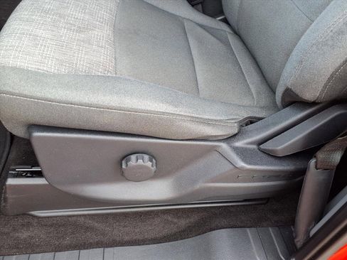 Used 2022 Ford F150 XLT image 25