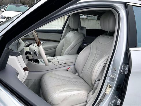 Used 2014 Mercedes-Benz S 550 Sedan image 7