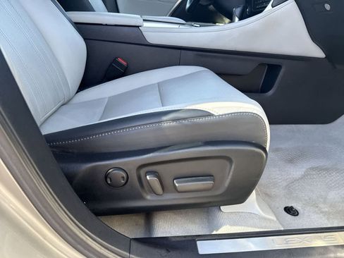 Used 2017 Lexus RX 350 AWD w/ Premium Package image 12