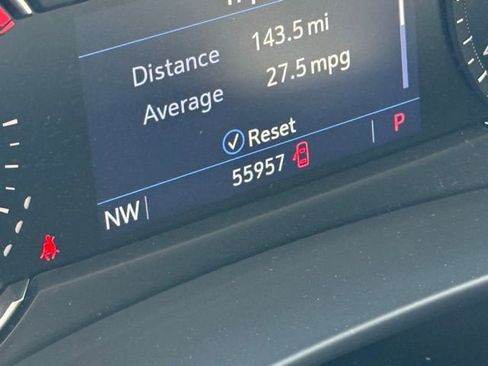 Used 2019 Cadillac XT4 Premium Luxury image 9