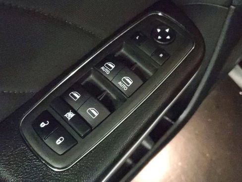 Used 2022 Dodge Charger R/T image 21