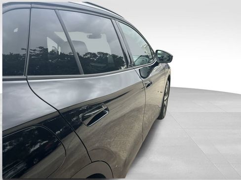 Used 2024 Volkswagen ID.4 2WD image 32