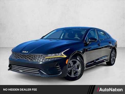 Used 2022 Kia K5 LX FWD image 1