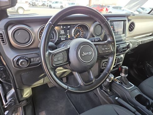 Used 2020 Jeep Wrangler Unlimited Sport S image 13