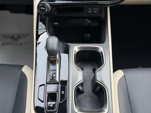 Used 2024 Lexus NX 250 FWD w/ Towing Package (2000 Lbs) image 20