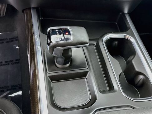 Used 2025 Chevrolet Silverado 1500 RST w/ Convenience Package II AWD/4WD image 10