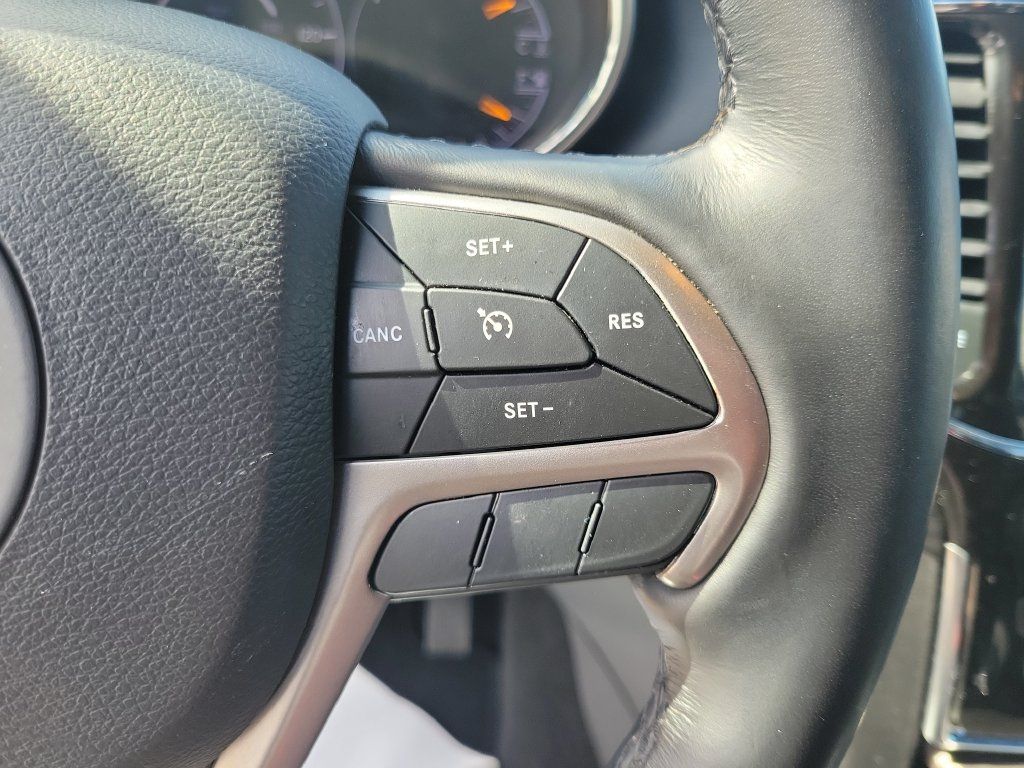 Used 2021 Jeep Grand Cherokee Laredo X RWD image 25