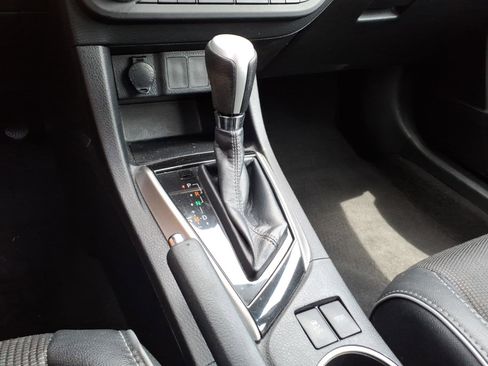 Used 2015 Toyota Corolla S FWD image 17