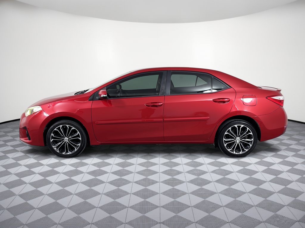 Used 2015 Toyota Corolla S FWD image 2