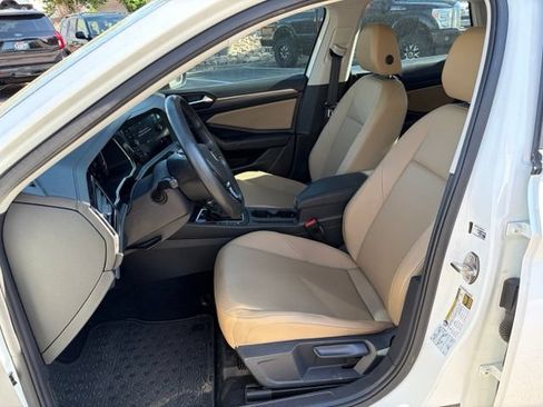 Used 2019 Volkswagen Jetta SEL FWD image 14