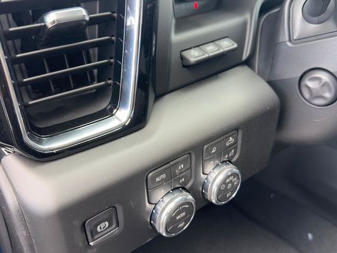 New 2026 GMC Sierra 1500 Denali AWD/4WD image 10