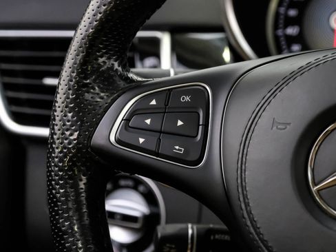 Used 2017 Mercedes-Benz GLS 550 4MATIC image 12