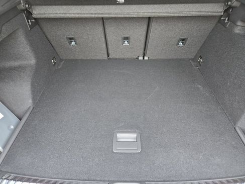 New 2026 Audi Q3 quattro 2.0T AWD/4WD image 38