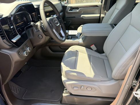 New 2026 GMC Sierra 1500 SLT w/ SLT Premium Plus Package RWD image 10