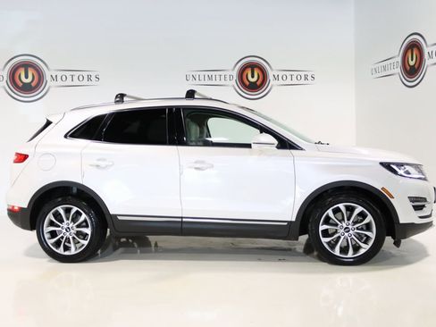 Used 2017 Lincoln MKC Select w/ Lincoln MKC Climate Package image 30