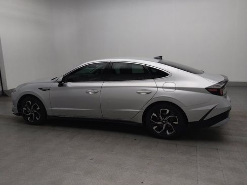 Used 2024 Hyundai Sonata SEL FWD image 3