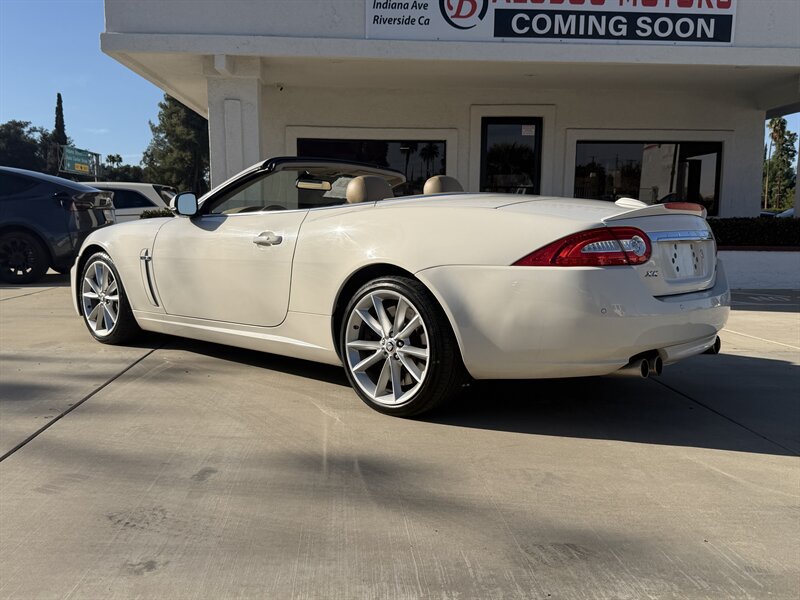 Used 2010 Jaguar XKR R RWD image 3