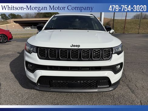 New 2026 Jeep Compass Latitude image 2