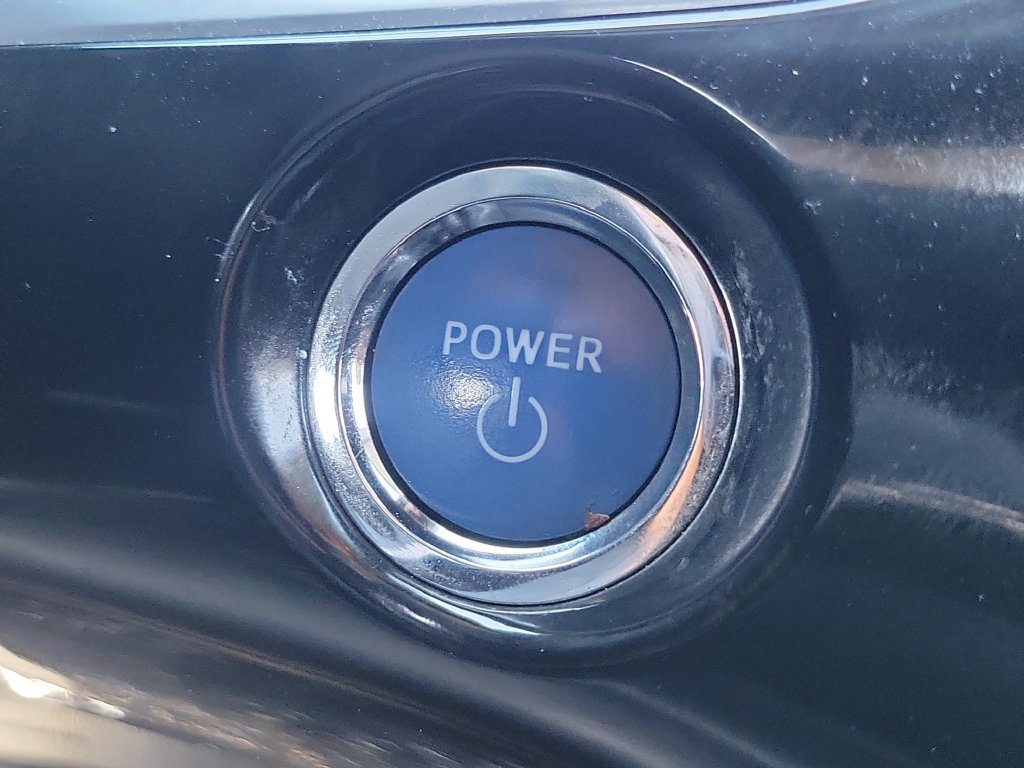 Used 2021 Toyota Prius Prime Limited FWD image 9